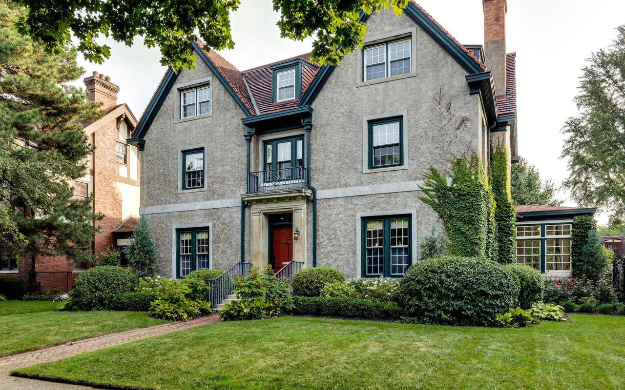 Residential neighborhood in Huntington Woods, Michigan — Elite Sprinkler Systems irrigation